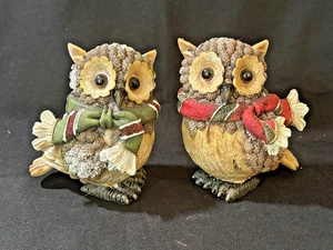 Burton and Burton Owls w/Scarves Figurines Resin 4.5” Pine Cone Owl Christmas - Picture 1 of 4
