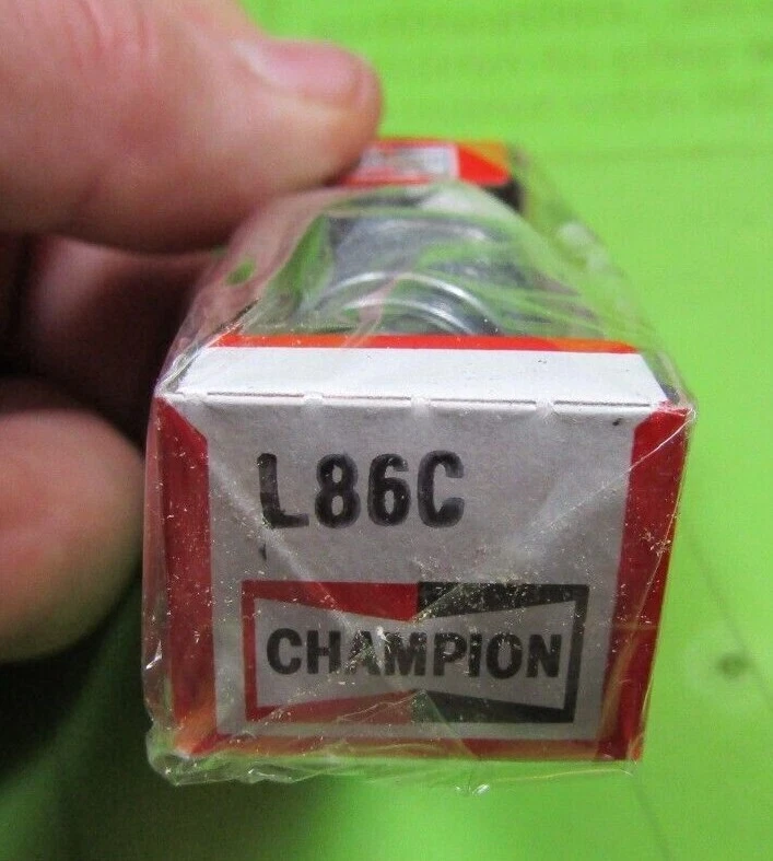 Bujía Champion p/n 306 L86C 1968-1975 VW Beetle Range Rover Foto 1 de 2