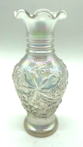 Vintage Imperial Glass White Opalescent Loganberry Bud Vase 6 Inches - Picture 1 of 7