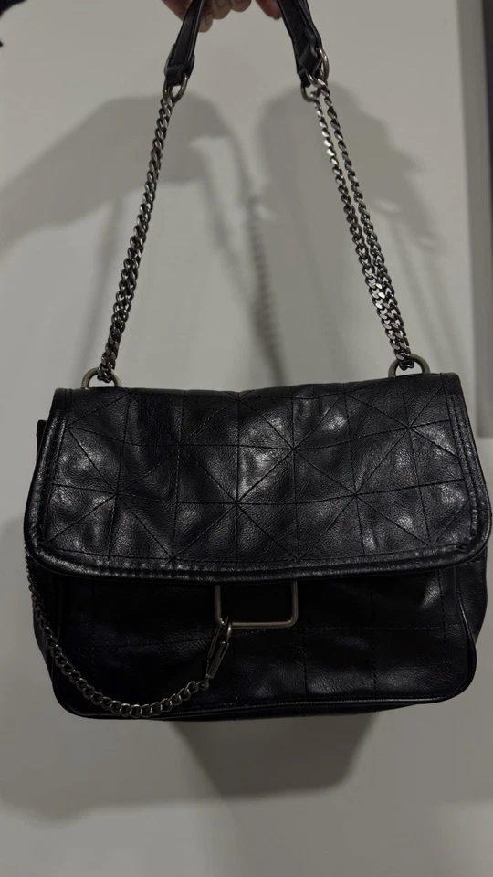 Bolso de Hombro ZARA Acolchado Negro / Correa de Cadena - Elegante Bandolera Buen Estado Foto 1 de 4