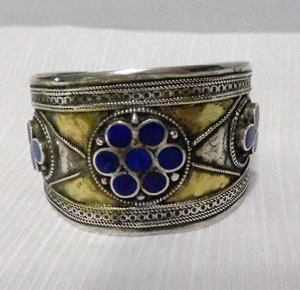 VTG Unsigned Silver, Brass and Lapis Lazuli Cuff Bracelet 6.5" X 1.5" Wide EUC - Picture 1 of 5