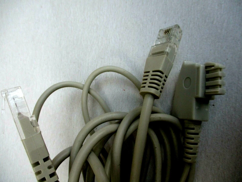 DSL/Telefon SplitterKabel TAE-FStecker auf 2x RJ45Stecker mit 4 und 2 Pins, 4 m - Bild 1 von 1