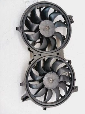 09-12 370Z 09-13 G37 14-17 QX50 A/T Conjunto de ventilador de radiador OEM 21481JK00A Foto 1 de 4