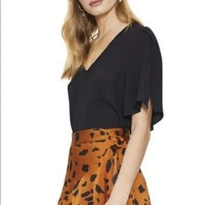 Top COOPER ST WILD AT HEART Negro Cuello en V Neutro Calce Relajado EE. UU. Talla 4 Foto 1 de 4