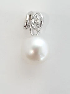 Large Quality Pearl Necklace Pendant Diamond 14k White Gold Mint Condition - Picture 1 of 13