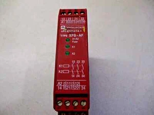 Schneider Electric XPSAF5130P Preventa Sicherheitsrelais - Bild 1 von 1