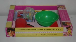Rare Vintage  Kusan Miss Pigtails Lil' Mixer Set 1950's No. 84 Kusan Inc. - Picture 1 of 5