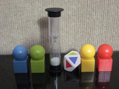 Juego de mesa Cranium piezas de repuesto 4 fichas dados de 10 caras temporizador de 1 minuto Foto 1 de 4