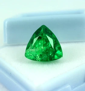 Loose Trillion Cut Natural Green Emerald 6.85 Ct Certified Gemstone for Jewelry - Picture 1 of 5