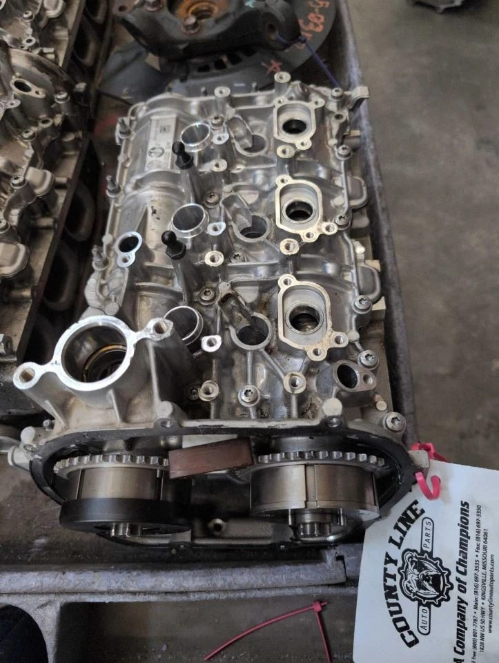 Passenger Right Cylinder Head 3.0L Fits 20-23 AUDI Q7 1111488 — 第 1/1 张图片