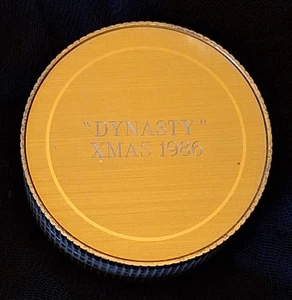 Cast & Crew DYNASTY TV Series Clock Joan Collins Linda Evans John Forsythe - Imagen 1 de 3