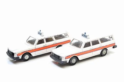 Dinky 243 Volvo полицейский автомобиль - Изображение 1 из 4