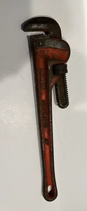 Vintage Rigid 18" Heavy Duty Pipe Wrench The Ridge Tool Co Elyria Ohio USA - Picture 1 of 7