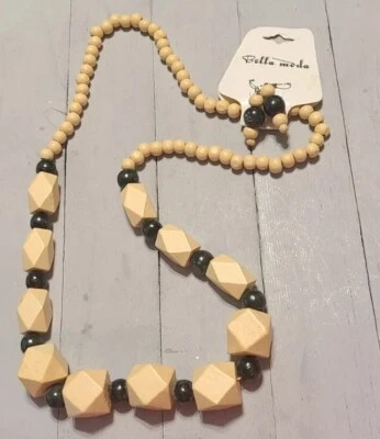 Nuevo en Paquete Conjunto de Pendientes Collar Redondos y Gruesos Facetados Madera Cuentas Madera #3602 Foto 1 de 4