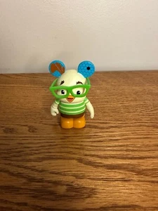 Disney Vinylmation 3" Chicken Little Animation Series 2 Figure Toy Collection - Picture 1 of 3