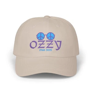 Cappellino occhiali da sole ricamato Ozzy Memorial segno di pace, omaggio a Ozzy, - Foto 1 di 21
