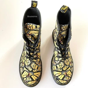 Dr. Martens 1460 Women's Butterfly Print Suede Lace up Boots Size 9 - Picture 1 of 6