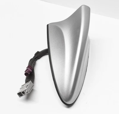 Hyundai Santa Fe 2013-2016 navegación Antena de radio aleta de tiburón GPS, P/N 96210-4Z100 P2S Foto 1 de 4