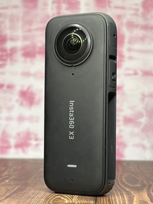 Insta360 X3 - 5.7K 360° Video 72MP 360° Photo 10m Waterproof - won’t turn on?? - Image 1 of 4
