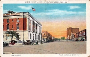 # H2755 TUSCALOOSA, AL. POSTCARD, BROAD STREET - Picture 1 of 2
