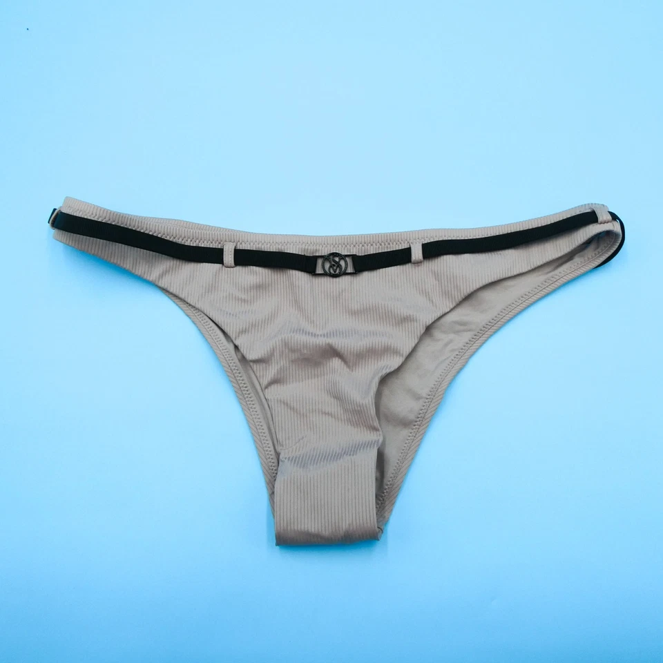 Victorias Secret Grande Gris Acanalado Tanga Forma de T Cinturón Bikini Parte Inferior Traje de Baño Foto 1 de 4