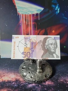 Slovenia 50 Tolarjev 1992 Uncirculated Space/Astronomy Banknote - Picture 1 of 2