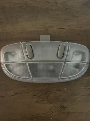 Lâmpada traseira mapa cúpula Ford F250 F350 2008 2009 2010 2011 2012 2013 2014 - Imagem 1 de 4