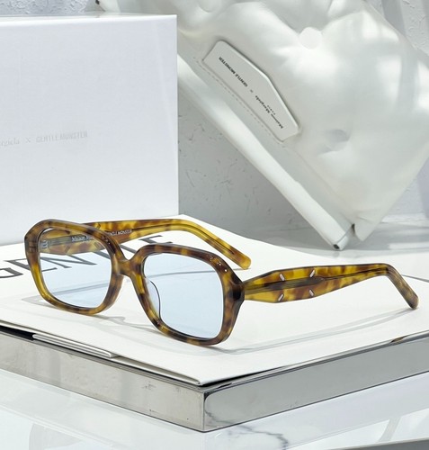 new- Gentle Monster Maison Margiela Paris MM004 01 Black Frame