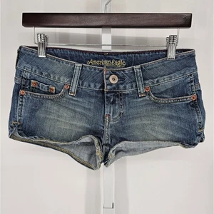 Vintage Y2K American Eagle Damen Gr. 4 niedriger Bund blaue Jeans Denim Shorts - Bild 1 von 4