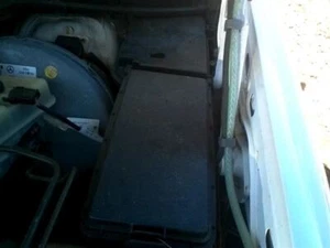 C220      1996 Fuse Box, Engine 156499 - Imagen 1 de 4