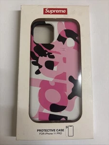 Funda Protectora FW20 Supreme iPhone 11 Pro Max Rosa Camuflada - Imagen 1 de 3