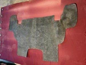 Alfombra maletero Lancia Beta Zagato 1982 - alfombra base neumático de repuesto inferior - Imagen 1 de 3