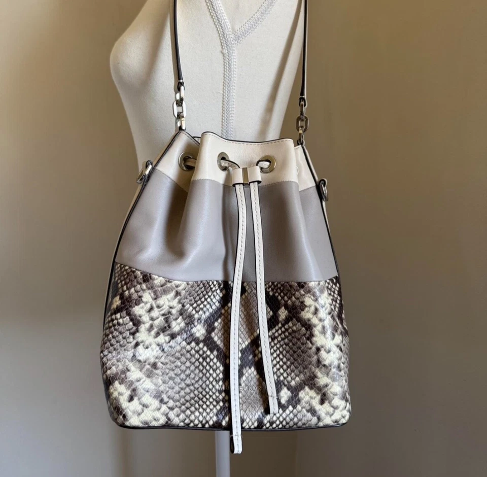 Michael Kors Snakeskin and Leather Large Bucket Bag Never Used - Image 1 of 4
