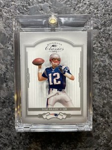 Tom Brady DONRUSS CLASSICS 2004 NEW ENGLAND FOOTBALL INVESTMENT CARD - Mint!