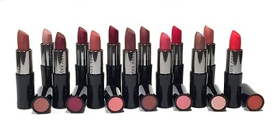 MARY KAY CREME LIPSTICK~NIB~YOU CHOOSE CREAM LIP STICK~DISCONTINUED RARE COLORS! - Image 1 of 3