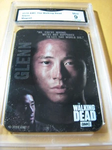 GLENN 2016 THE WALKING DEAD AMC MAGNET # 6 GRADED 9 L@@K - Bild 1 von 1