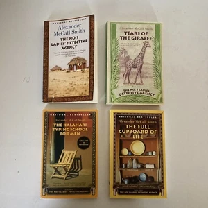 No 1 Ladies Detective Agency Books No 1-4-5 and Giraffe By McCall Smith Lot Of 4 - Bild 1 von 9