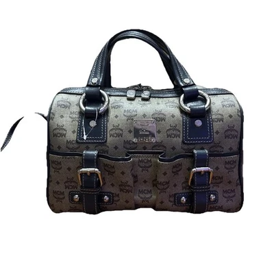 Bolso MCM Boston con la firma estampado Visetos. Foto 1 de 4