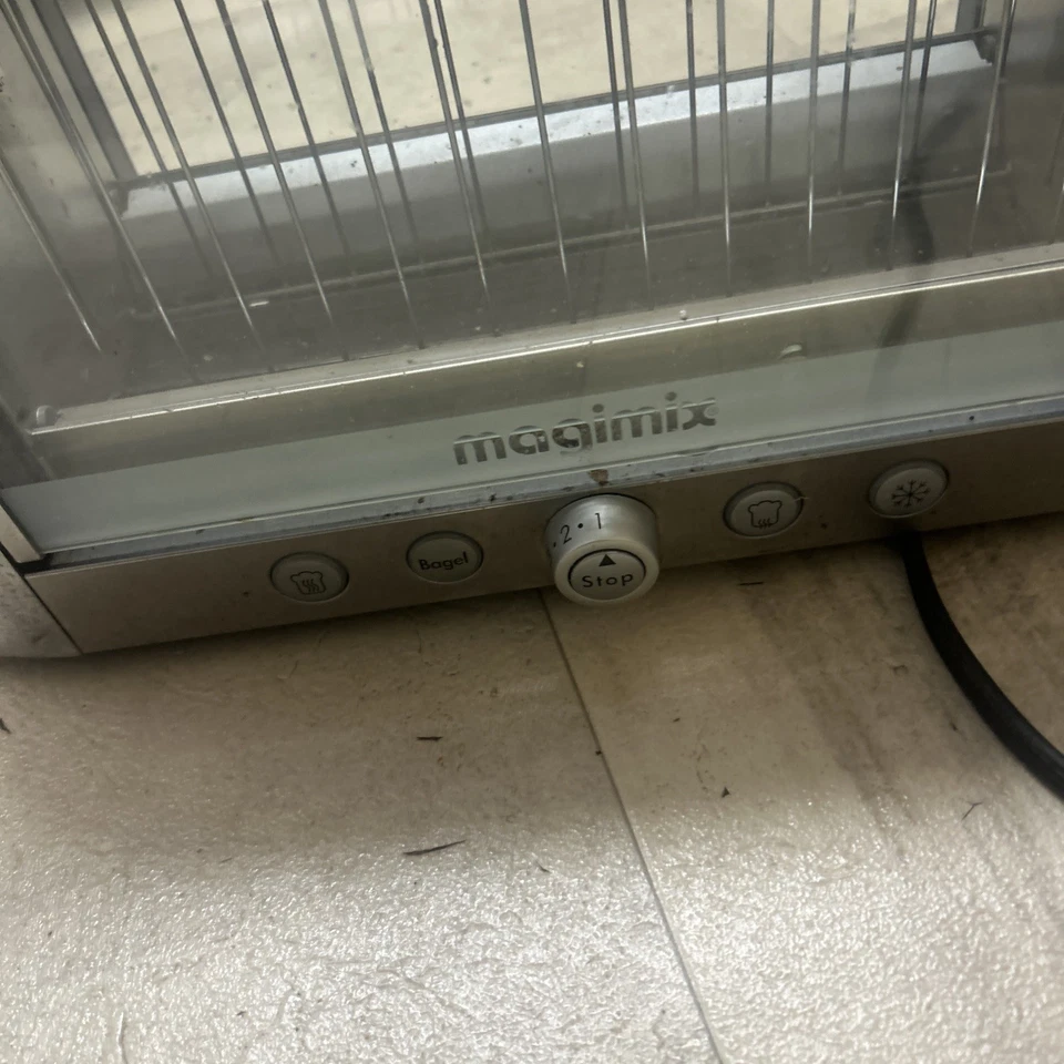 USED - Magimix® Vision Toaster used good. Tested and worked  - Image 1 of 4