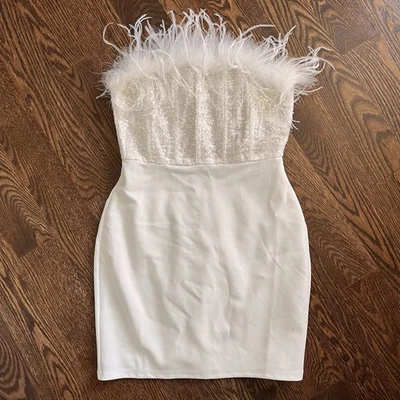 Mini Vestido Windsor Blanco Pluma Lentejuelas XS Foto 1 de 4