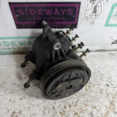 89-90 Nissan 240SX AC Compressor S13 KA24E SOHC - Image 1 of 4