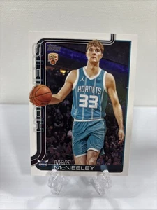 Liam McNeeley 2025-26 Topps Rookie Card RC #229 Charlotte Hornets - Bild 1 von 2