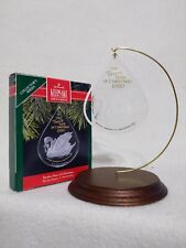 MIB 1990 Hallmark Keepsake Ornament #7  TWELVE DAYS OF CHRISTMAS  Swimming Swans