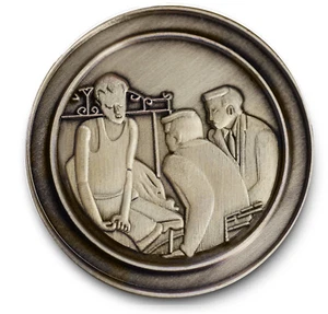Hombre en cama antiguo bronce AA-12 programa de recuperación de monedas/token/chip - Imagen 1 de 3