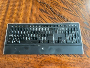 LOGITECH K740 Illuminated USB Keyboard Y-UY95 Pre Owned - Photo 1/6