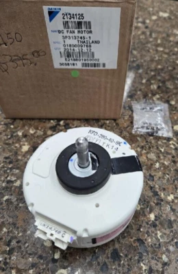 Daikin 2134125 DC Fan Motor — 第 1/4 张图片