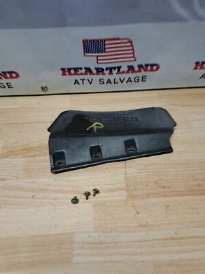 2005 POLARIS SPORTSMAN 500 Ho dianteiro direito Cv protetor de eixo e parafusos Bs - Imagem 1 de 4