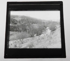 Antike Glas s/w magische Laterne Dia rauschender felsiger Bach  - Bild 1 von 3