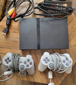 Sony Playstation 2 PS2 Slim SCPH-79001 w Cords & 2 Controllers Tested - Picture 1 of 4