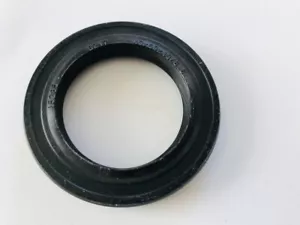 Anello di tenuta albero motore per SMART 450 anello di tenuta cambio VW Golf Corrado - Foto 1 di 2